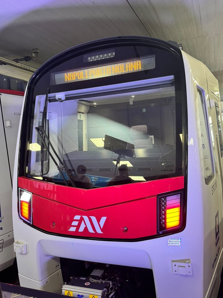 Nuovo treno EAV