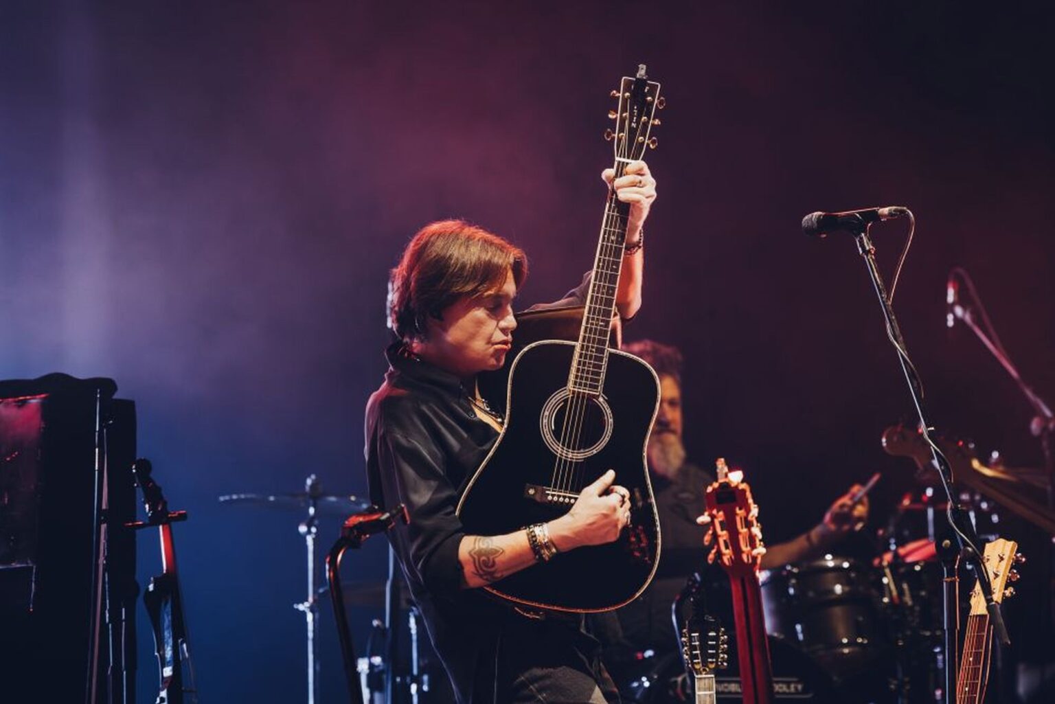Cristiano De André aggiunge due nuove date al “De André Canta De André Best Of Tour 2026” Cristiano De André De André Canta De André Best Of Tour 2026